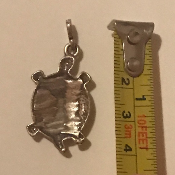Metal Turtle Pendant - Picture 2 of 2